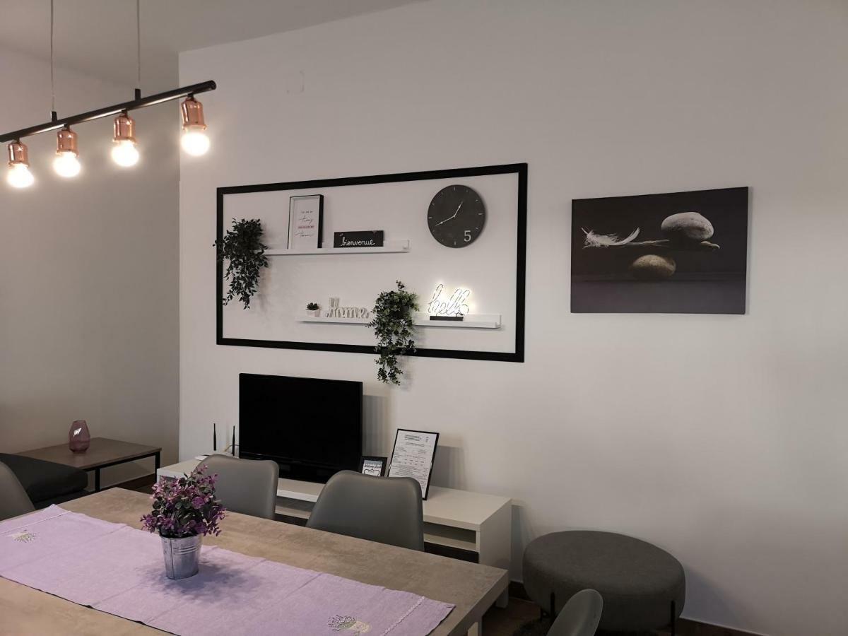 Apartments Frgacic Baska  Bagian luar foto